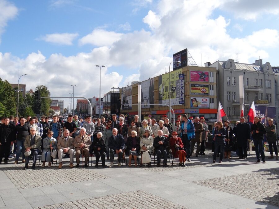 Na oficjalne otwarcie wystawy „Polska Walcząca