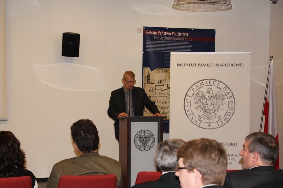 Naczelnik OBEP dr Waldemar Wilczewski wita gości