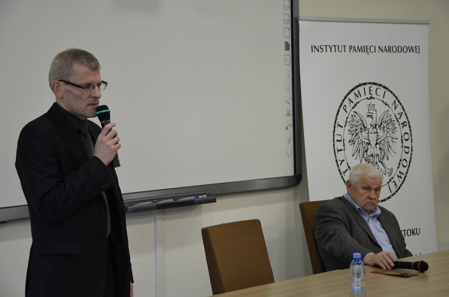 Spotkanie prowadził naczelnik OBEP dr Waldemar Wilczewski