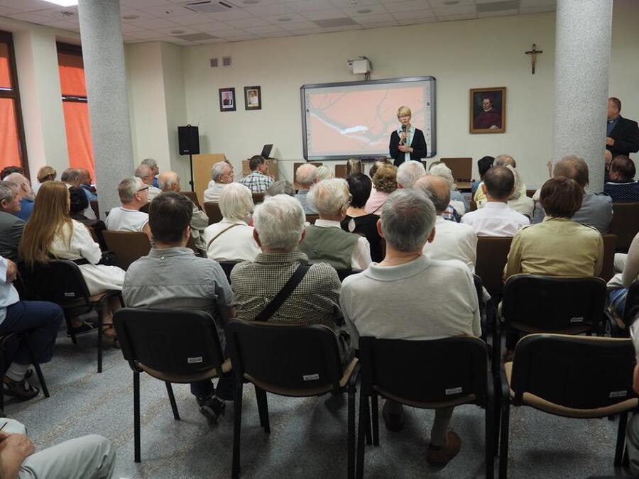 Publiczność zgromadzona na pokazie