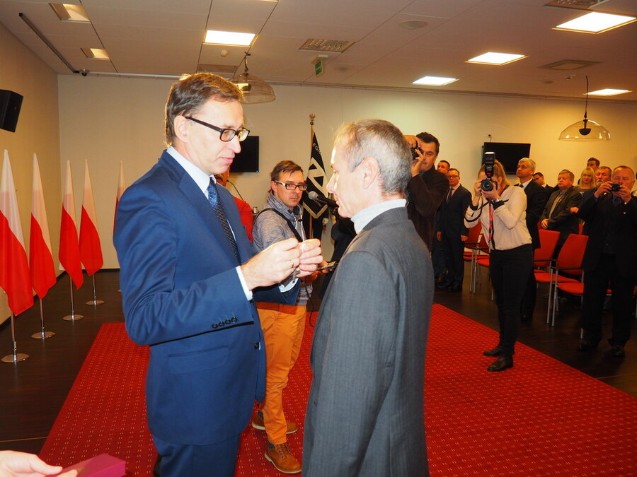 Uroczystość wręczenia Krzyży Wolności i Solidarności działaczom opozycji z Polski północno-wschodniej