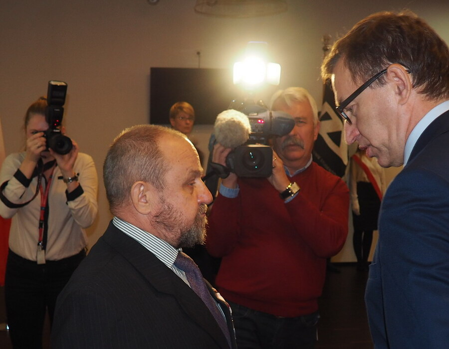 Uroczystość wręczenia Krzyży Wolności i Solidarności działaczom opozycji z Polski północno-wschodniej