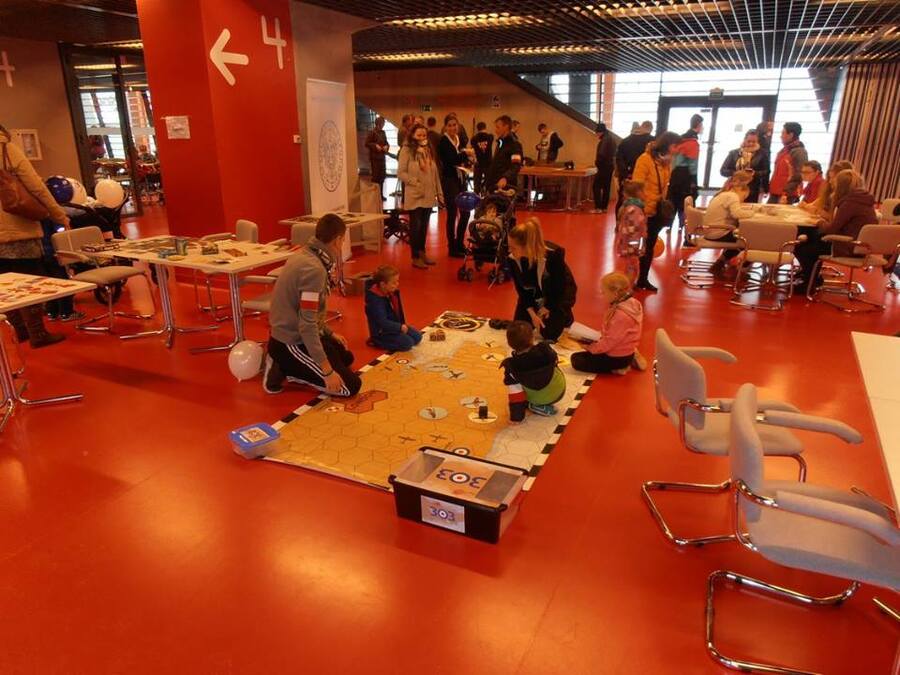 Prezentacja wystawy o „Ince” oraz gier i publikacji podczas XVI Biegu Niepodległości im. Seweryna Nowakowskiego