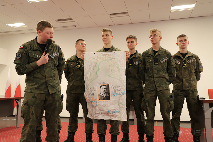 Warsztaty dotyczące Obławy Augustowskiej w ramach projektu "W służbie Ojczyźnie" - Białystok, 30-31 marca 2023, fot. Paweł Bezubik