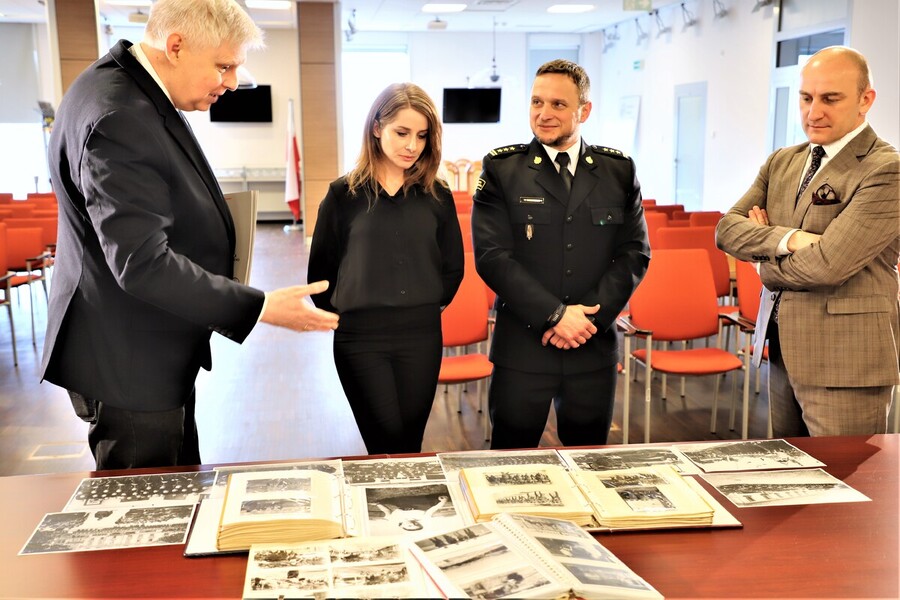 Archiwum Pełne Pamięci - darowizna od Komendy Powiatowej Państwowej Straży Pożarnej w Hajnówce - Białystok, 26 kwietnia 2023, fot. Natalia Krzywicka