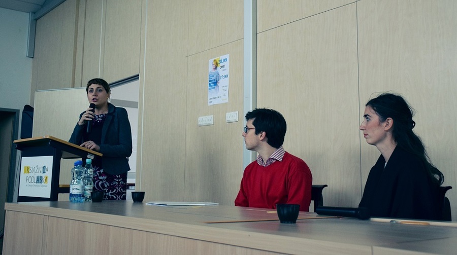 Prelekcja o Sybirze podczas promocji książki „Spódniczka ze starej podszewki” Urszuli Ziober