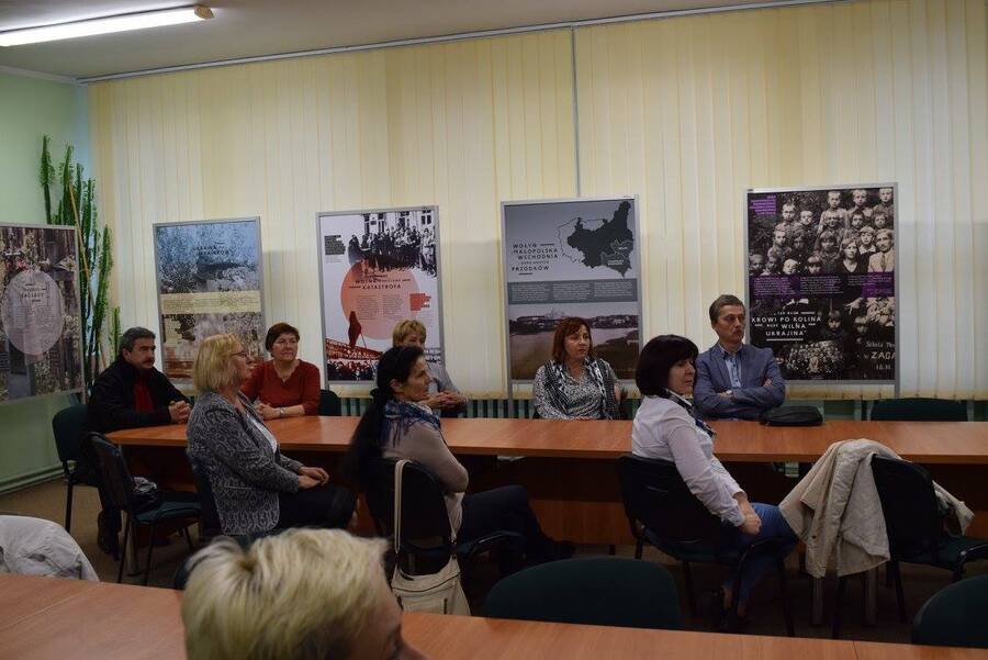 Wykład Sebastiana Nowakowskiego podczas otwarcia wystawy pt. „Wołyń 1943. Wołają z grobów których nie ma”