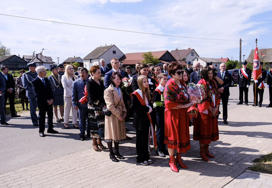 Uroczystość odsłonięcia tablicy upamiętniającej bunt przeciwko kolektywizacji rolnictwa w Olendach w 1954 roku - Olendy, 28 kwietnia 2024, fot. Paula Prudziłowicz (IPN)