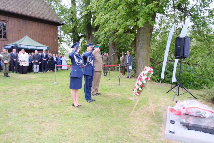 Poświęcenie wyremontowanego grobu gen. bryg. Nikodema Sulika oraz odsłonięcie tablicy zawierającej jego rys biograficzny – 10 maja 2024. Fot. Paula Prudziłowicz (IPN)