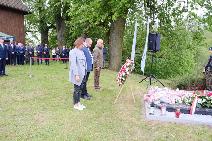 Poświęcenie wyremontowanego grobu gen. bryg. Nikodema Sulika oraz odsłonięcie tablicy zawierającej jego rys biograficzny – 10 maja 2024. Fot. Paula Prudziłowicz (IPN)
