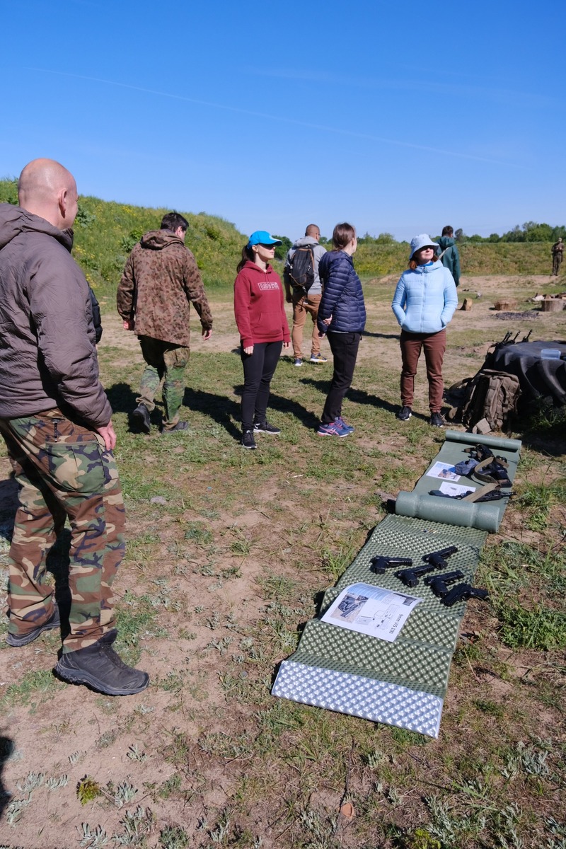 Szkolenie z przysposobienia obronnego pracowników Oddziału Instytutu Pamięci Narodowej w Białymstoku zorganizowane przez Wojska Obrony Terytorialnej – 9 maja 2024, fot. Paula Prudziłowicz (IPN)